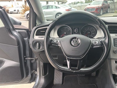 2015 Volkswagen Golf TDI S
