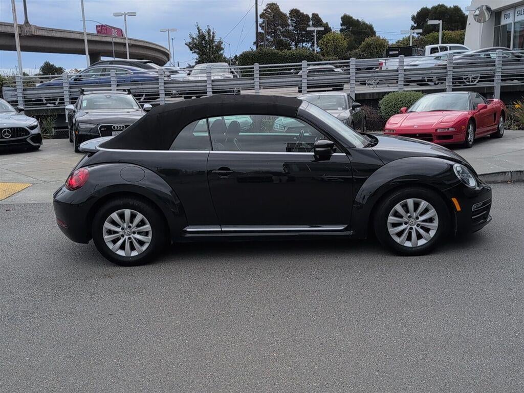 2018 Volkswagen Beetle Convertible Coast