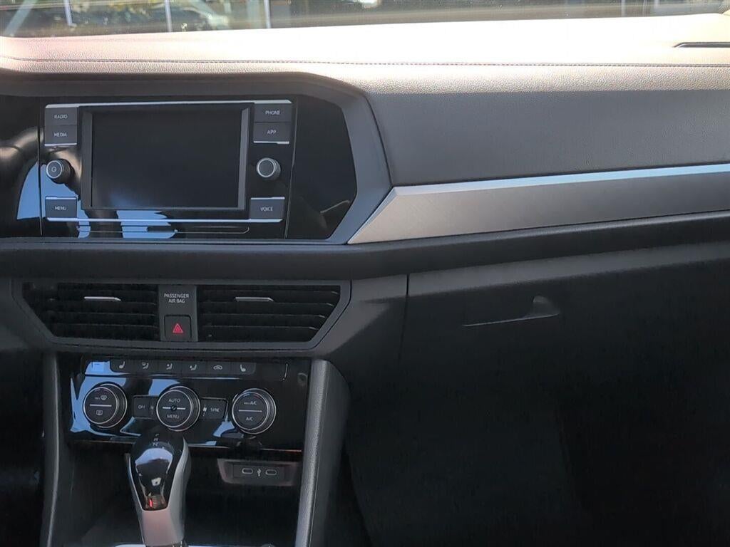2023 Volkswagen Jetta SE
