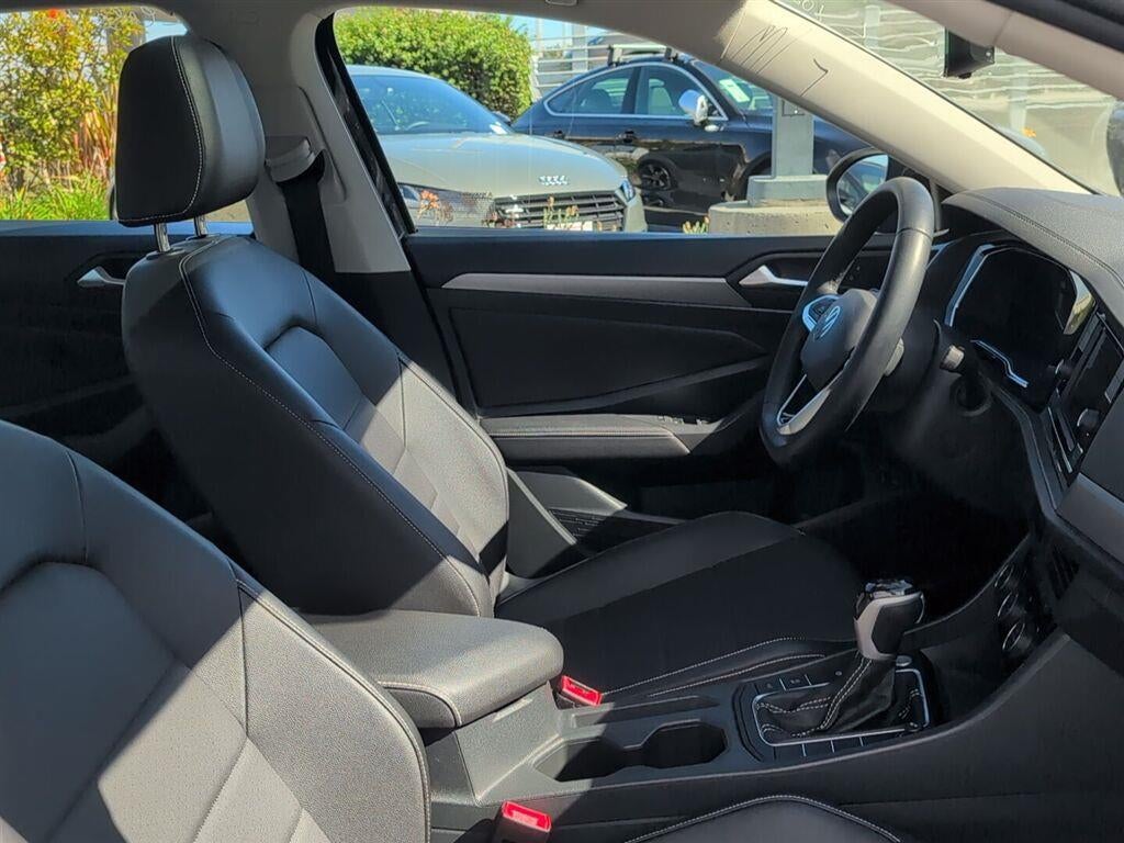 2023 Volkswagen Jetta SE