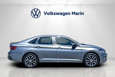 2025 Volkswagen Jetta SE