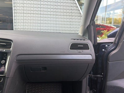 2018 Volkswagen Golf SportWagen SE