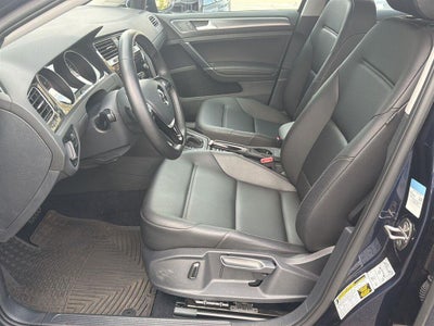2018 Volkswagen Golf SportWagen SE
