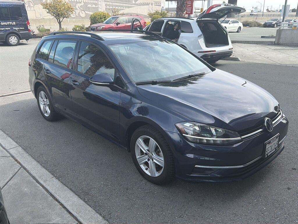 2018 Volkswagen Golf SportWagen SE