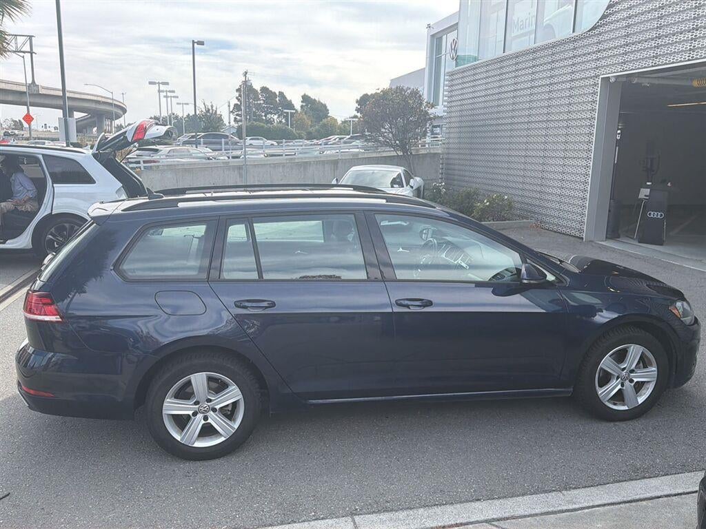 2018 Volkswagen Golf SportWagen SE