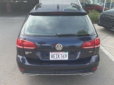 2018 Volkswagen Golf SportWagen SE