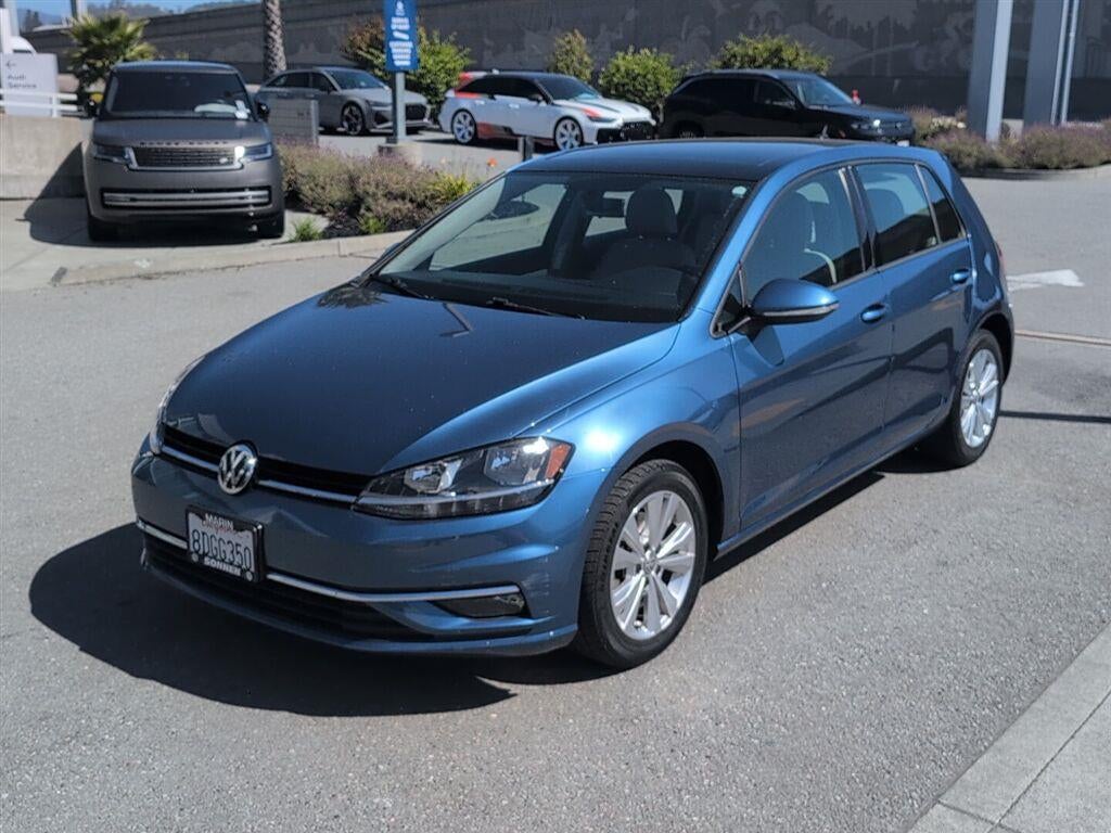 2018 Volkswagen Golf SE
