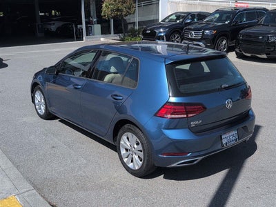 2018 Volkswagen Golf SE