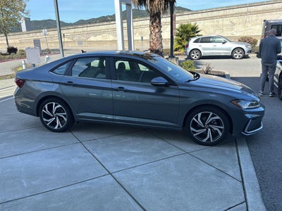 2025 Volkswagen Jetta SEL