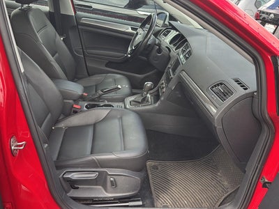 2017 Volkswagen Golf Alltrack SE