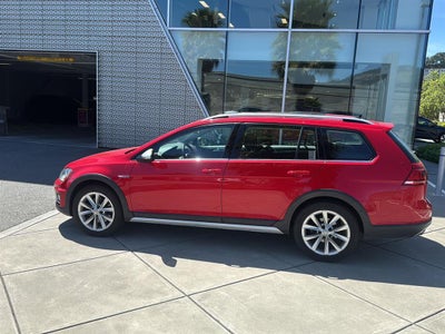 2017 Volkswagen Golf Alltrack SE
