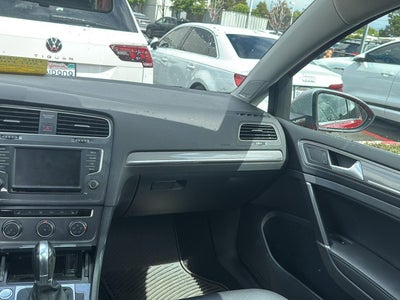 2017 Volkswagen Golf Alltrack SE