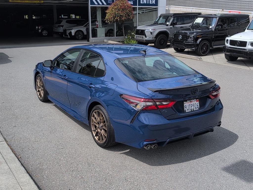 2024 Toyota Camry Hybrid SE Nightshade