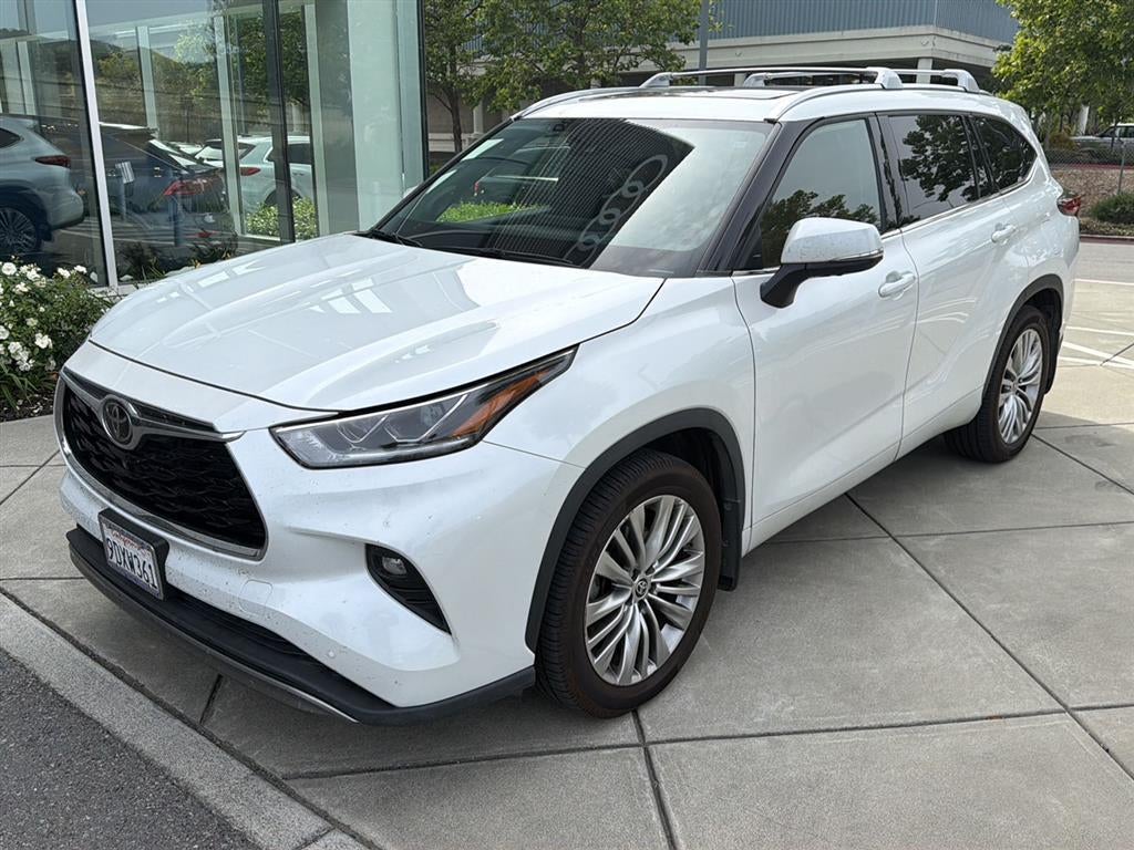 2022 Toyota Highlander Platinum
