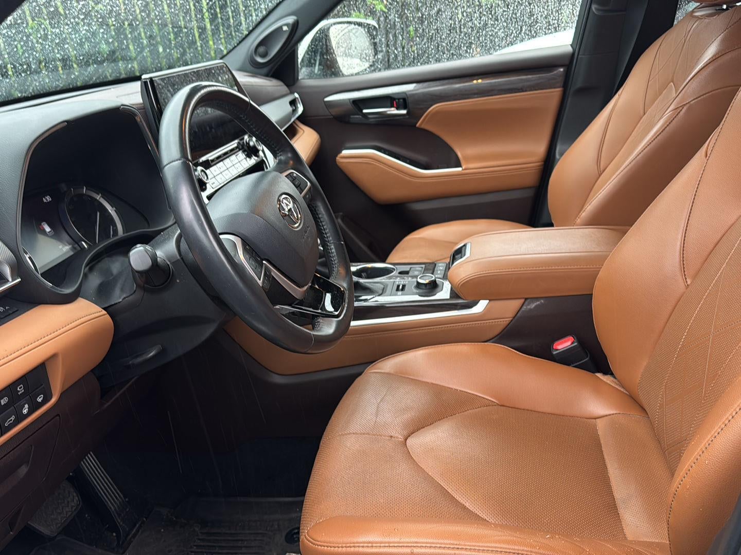 2022 Toyota Highlander Platinum