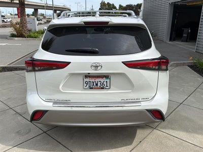 2022 Toyota Highlander Platinum