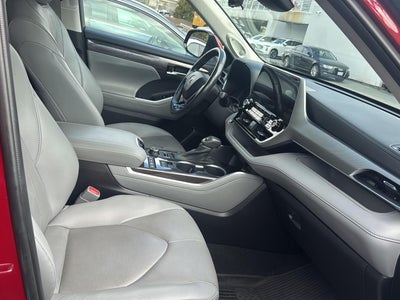 2020 Toyota Highlander Platinum