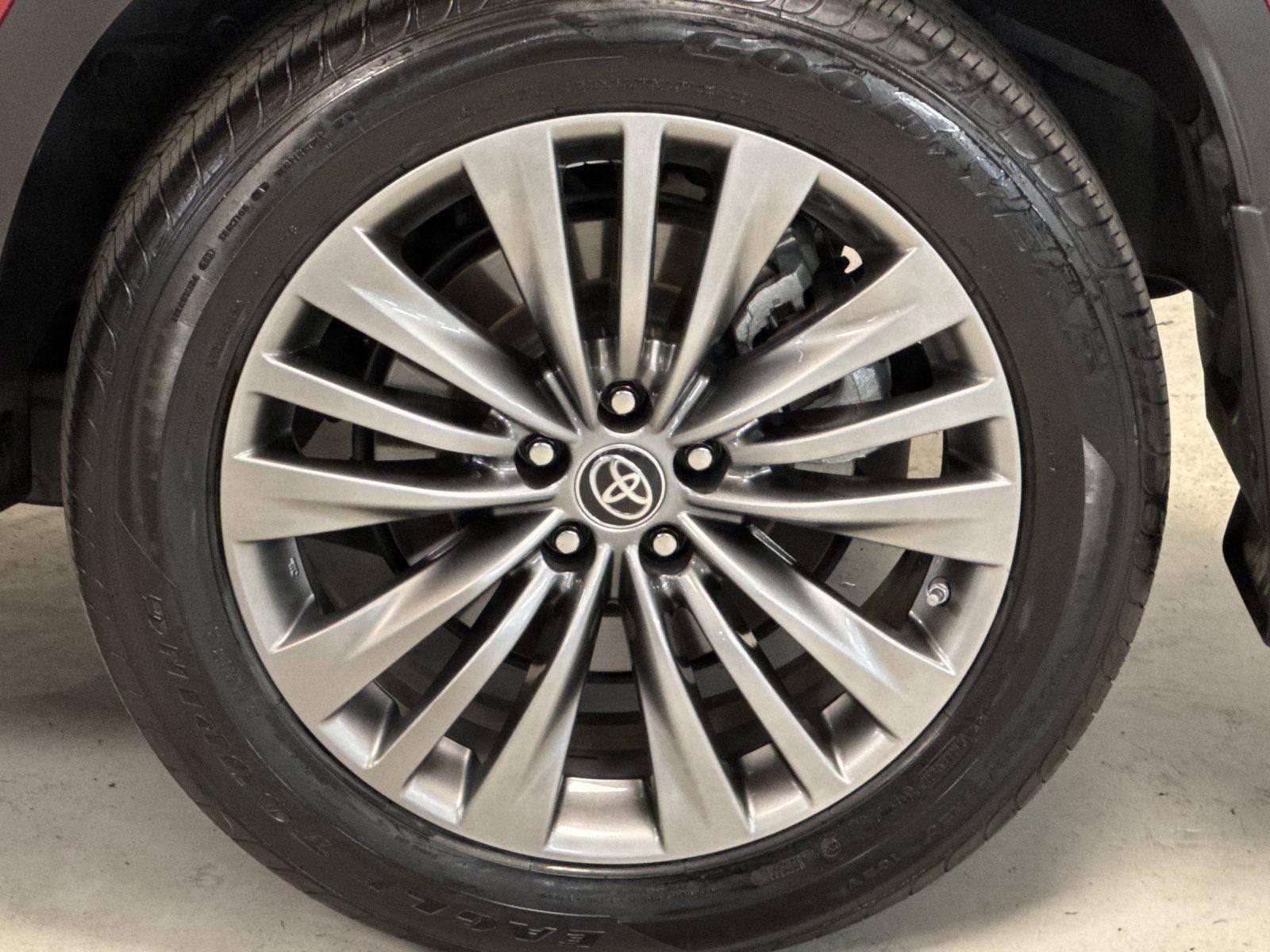2020 Toyota Highlander Platinum