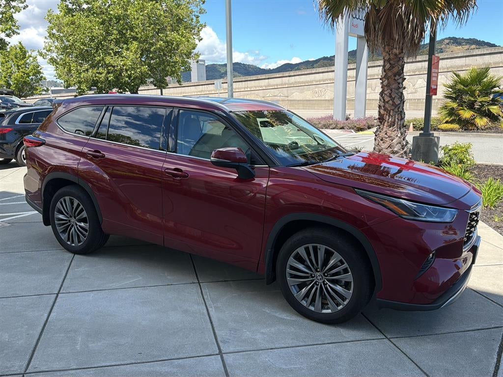 2020 Toyota Highlander Platinum
