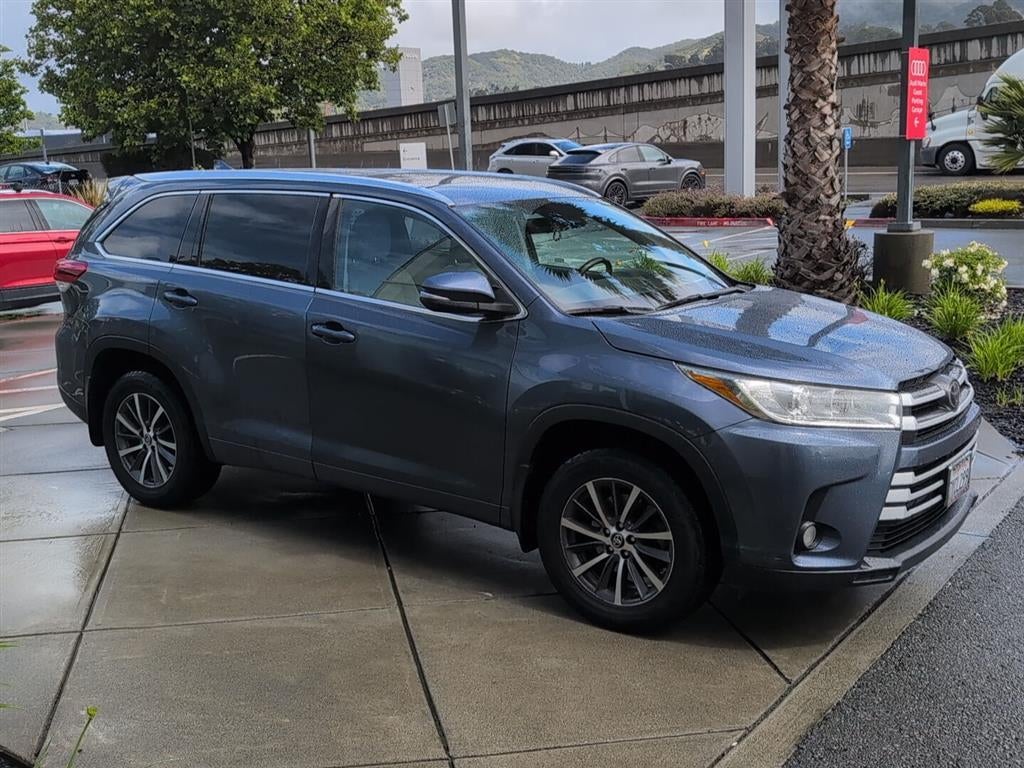 2017 Toyota Highlander XLE