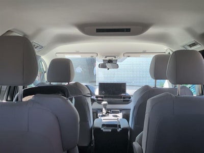 2025 Toyota Sienna LE 8-Passenger