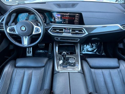 2022 BMW X5 M50i