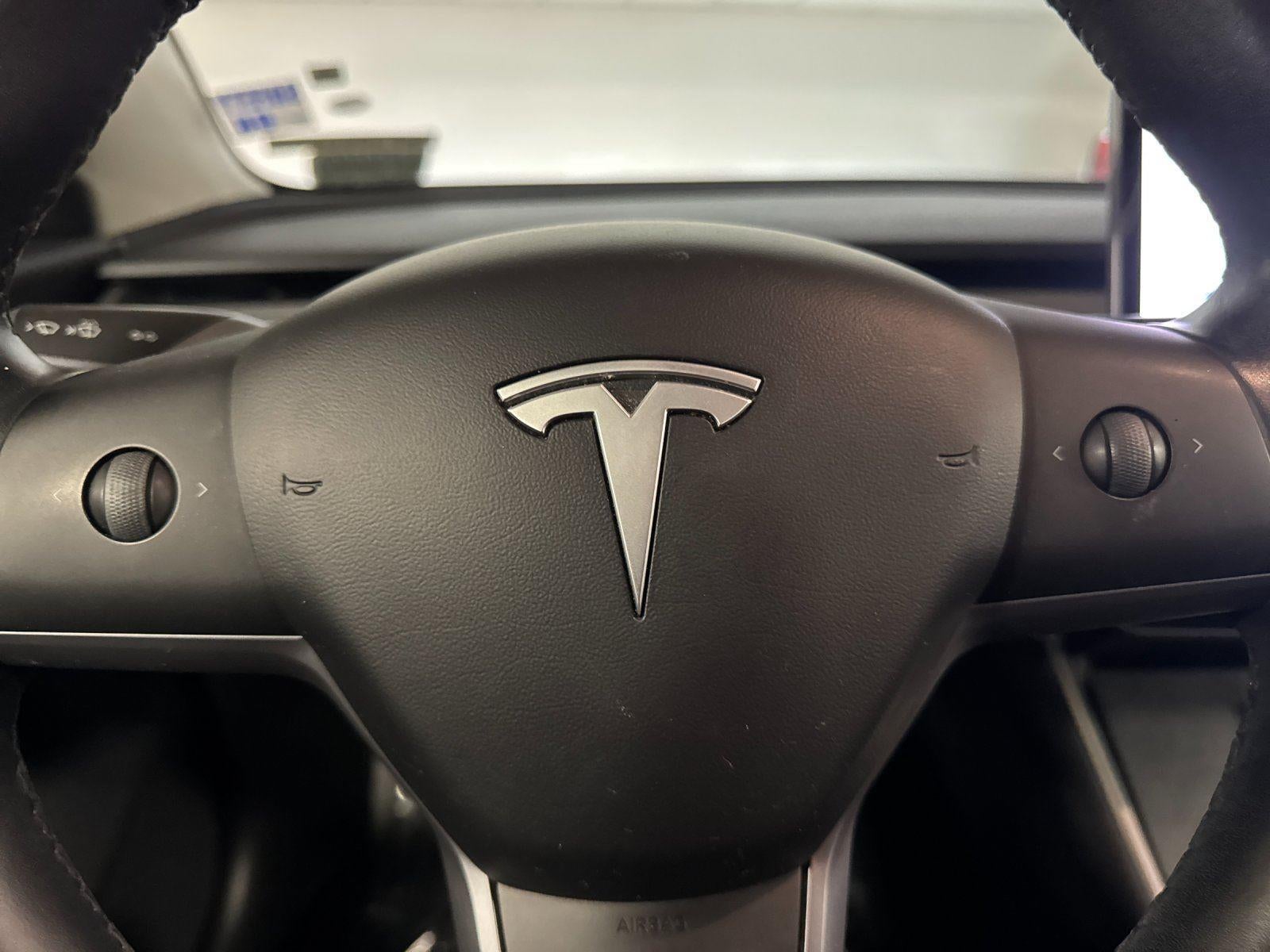 2019 Tesla Model 3 Mid Range