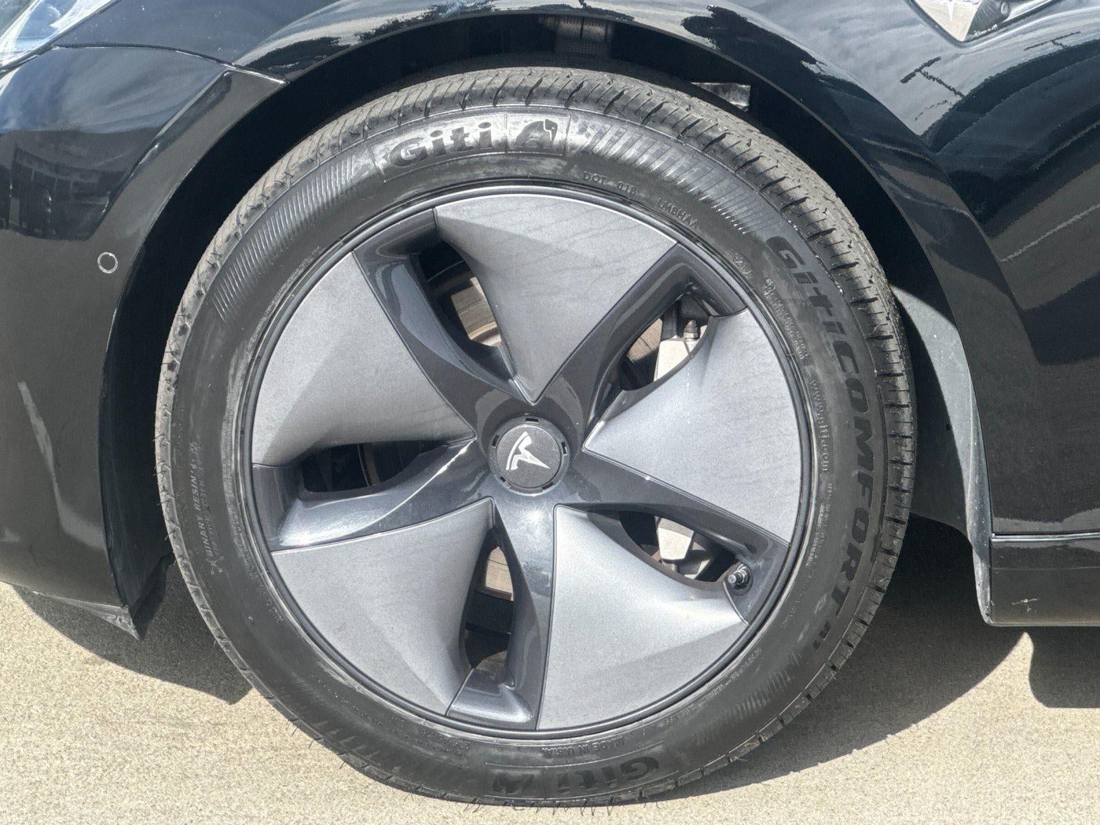 2019 Tesla Model 3 Mid Range