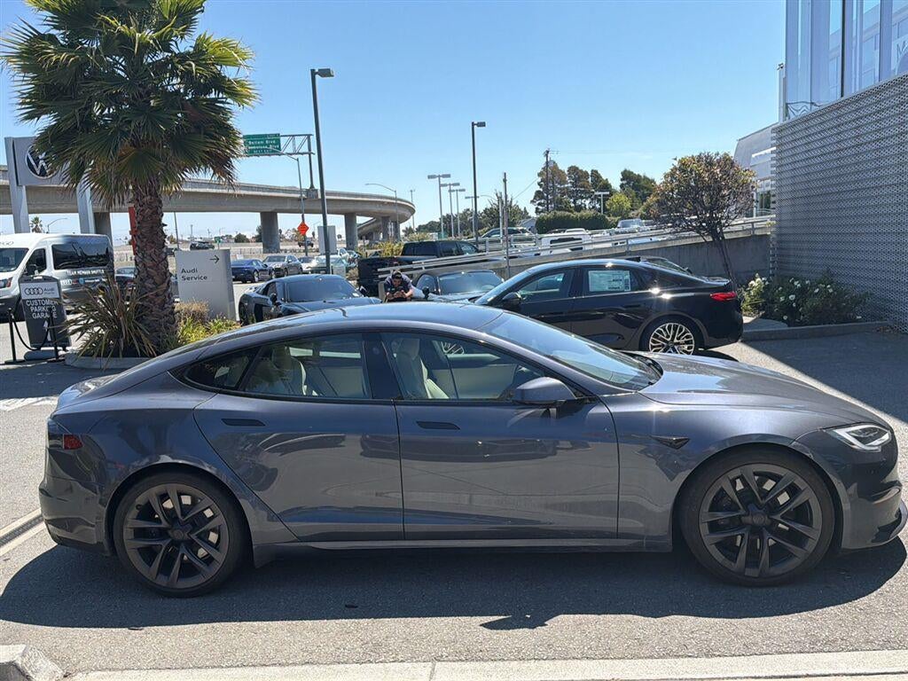 2021 Tesla Model S Long Range