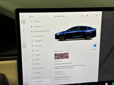 2022 Tesla Model X Plaid