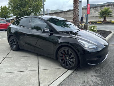 2024 Tesla Model Y Performance