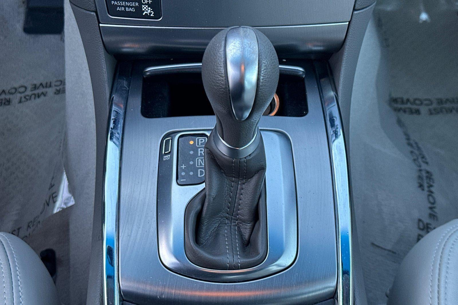 2012 INFINITI G25 Sedan Journey