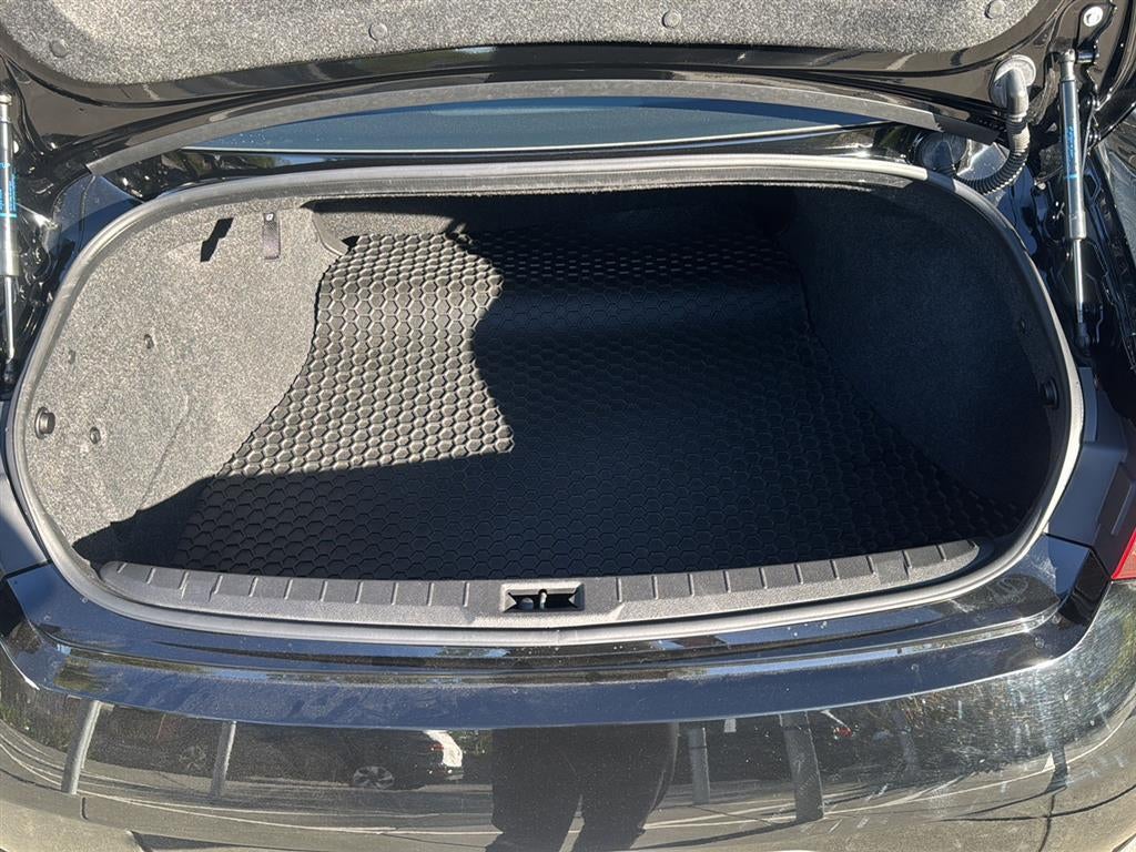 2017 INFINITI Q60 Sport