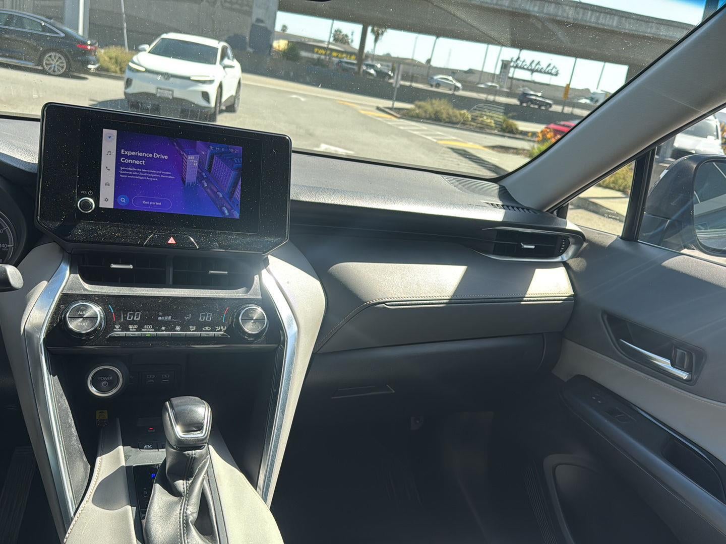 2023 Toyota Venza LE