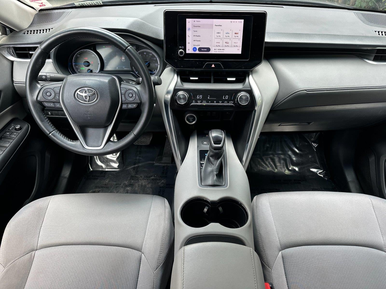 2023 Toyota Venza LE