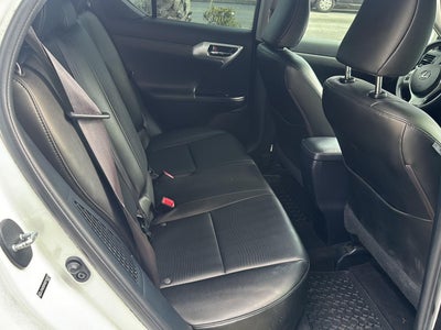 2013 Lexus CT 200h Hybrid