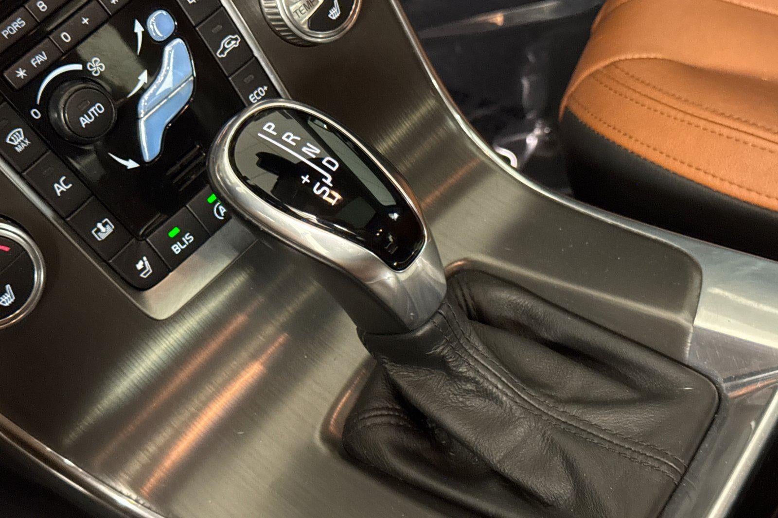 2016 Volvo S60 Inscription T5 Drive-E Premier