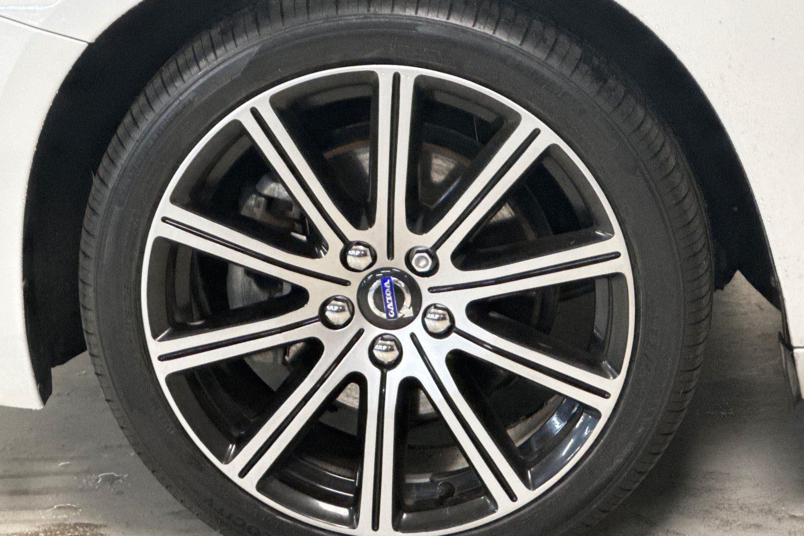 2016 Volvo S60 Inscription T5 Drive-E Premier