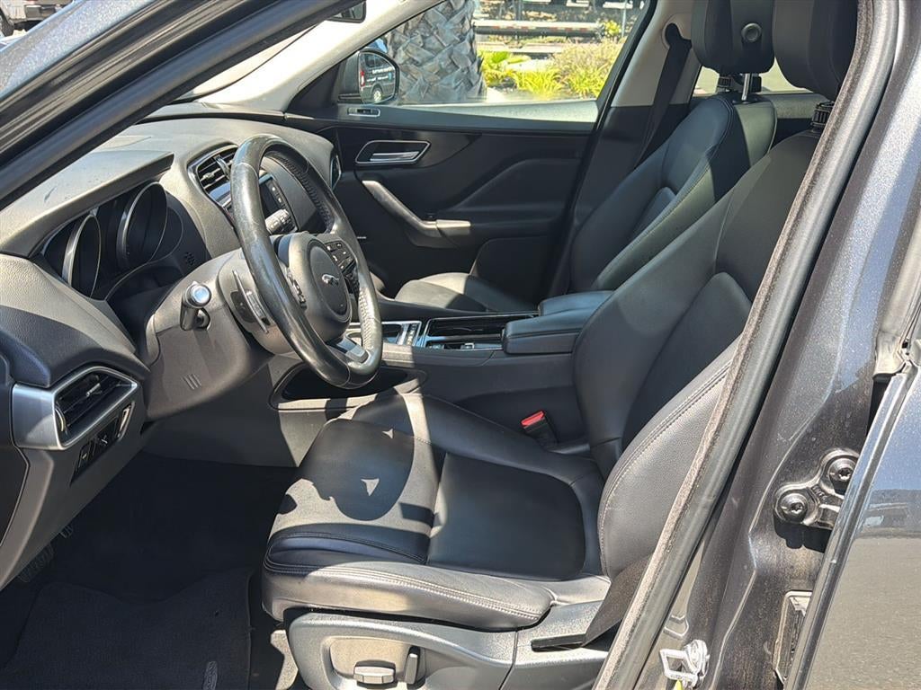 2018 Jaguar F-PACE 25t Premium