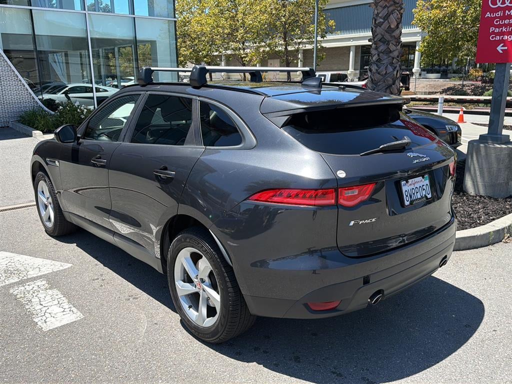 2018 Jaguar F-PACE 25t Premium