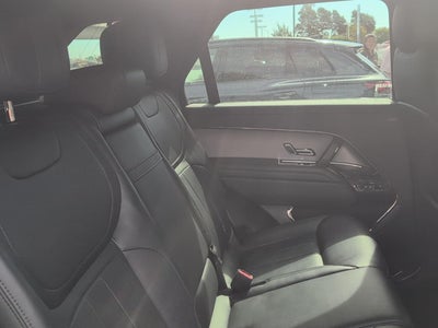 2025 Land Rover Range Rover Sport SE