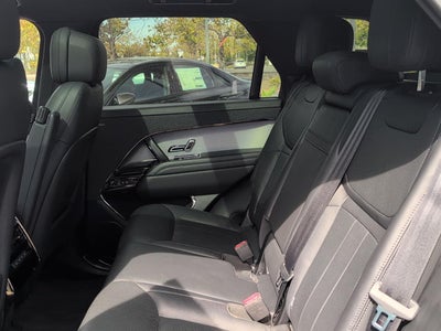 2025 Land Rover Range Rover Sport SE
