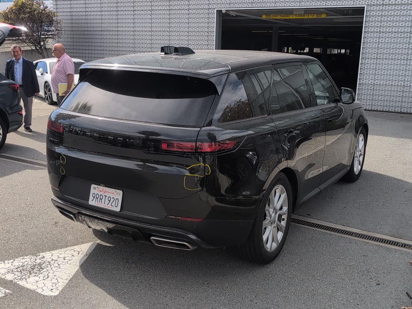 2025 Land Rover Range Rover Sport SE