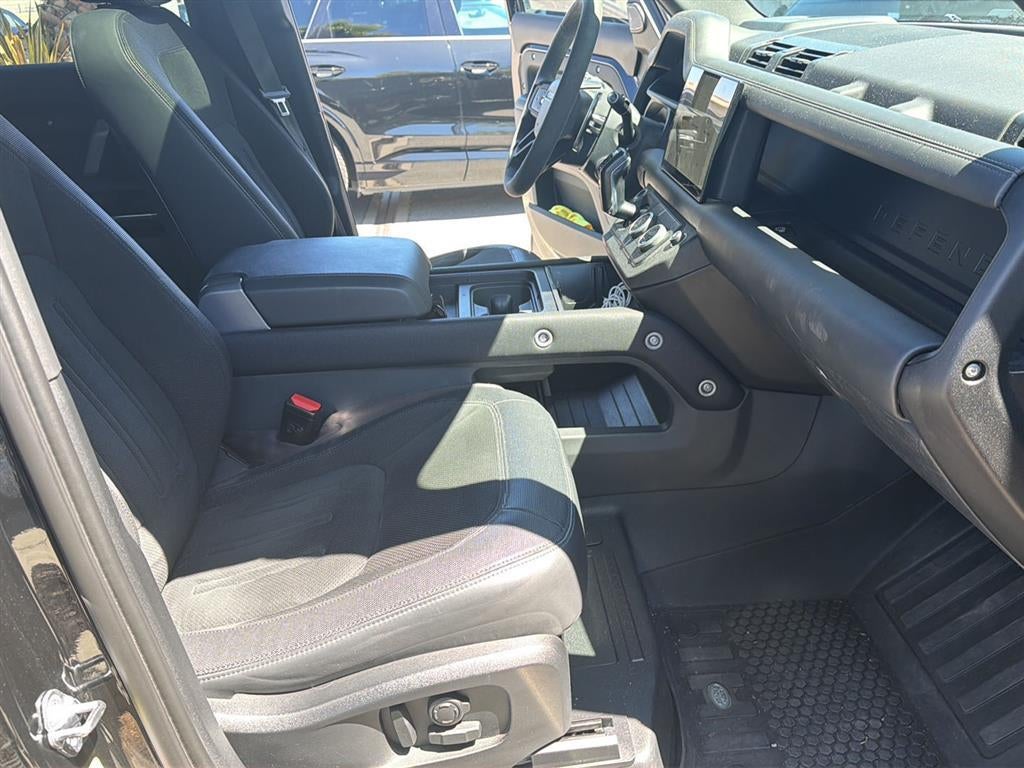 2023 Land Rover Defender Base