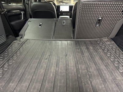 2023 Land Rover Defender Base