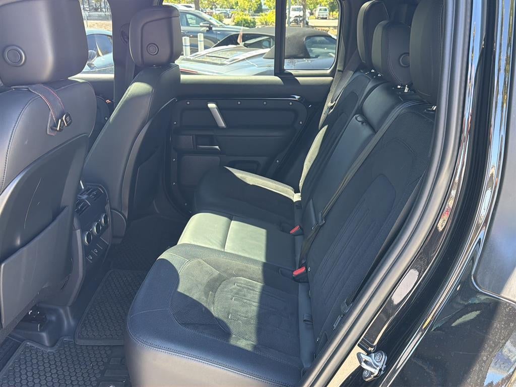 2023 Land Rover Defender Base