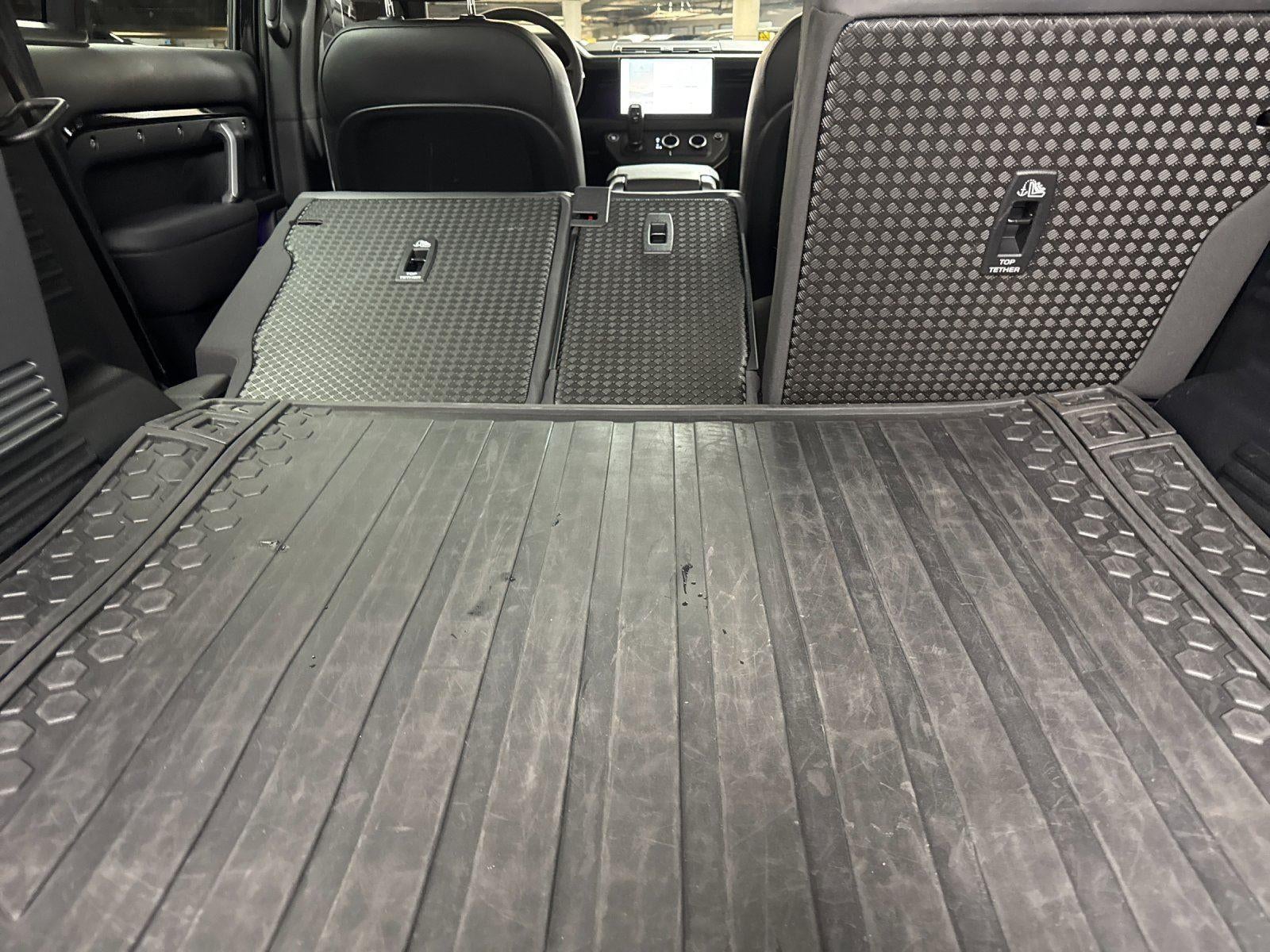 2023 Land Rover Defender Base
