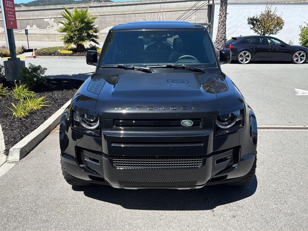 2023 Land Rover Defender Base