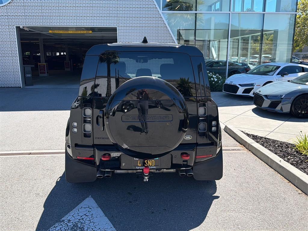2023 Land Rover Defender Base