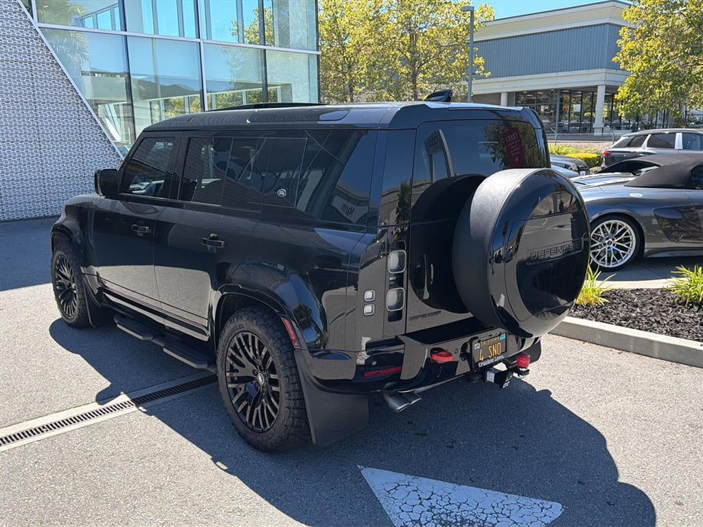 2023 Land Rover Defender Base